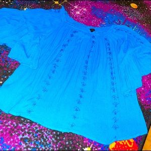 💙✨Flowy Blue Top✨💙